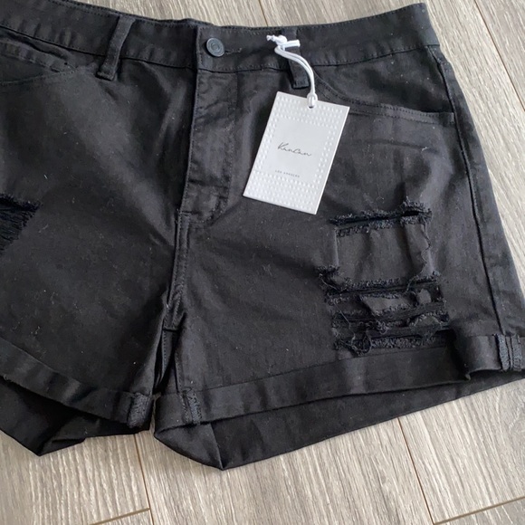 Black distressed Kancan shorts size 13/30 - Picture 3 of 6
